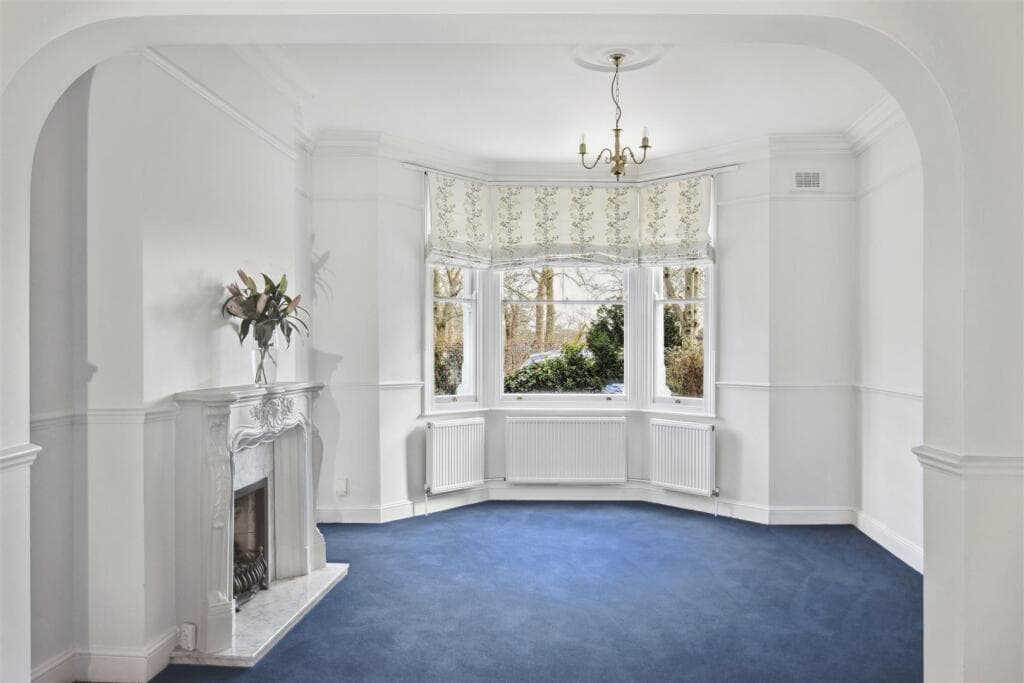 Milman Road, London, NW6 - Image 2