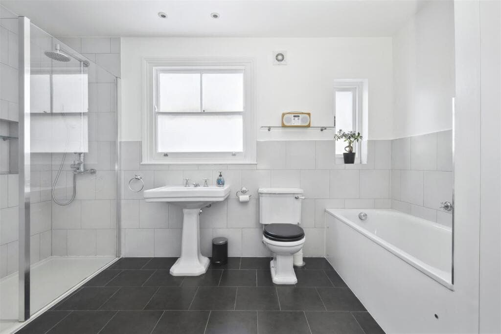 Milman Road, London, NW6 - Image 9