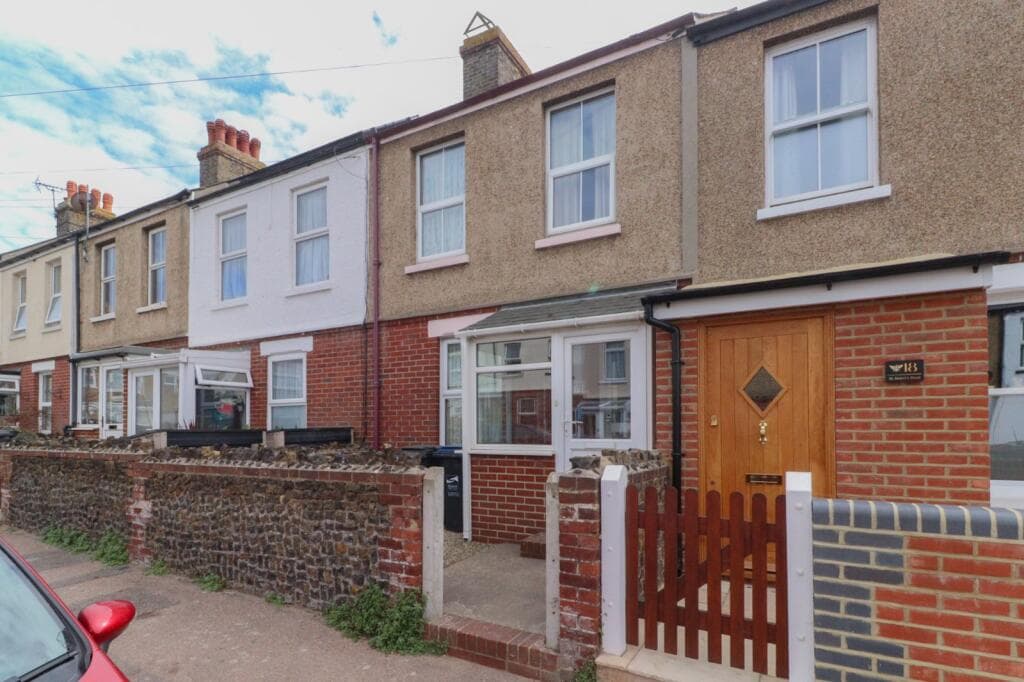 View property at St. Benets Road, Westgate-on-Sea, Kent, CT8