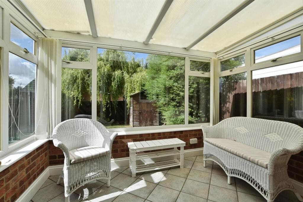 Bramble Grove, Stamford - Image 6