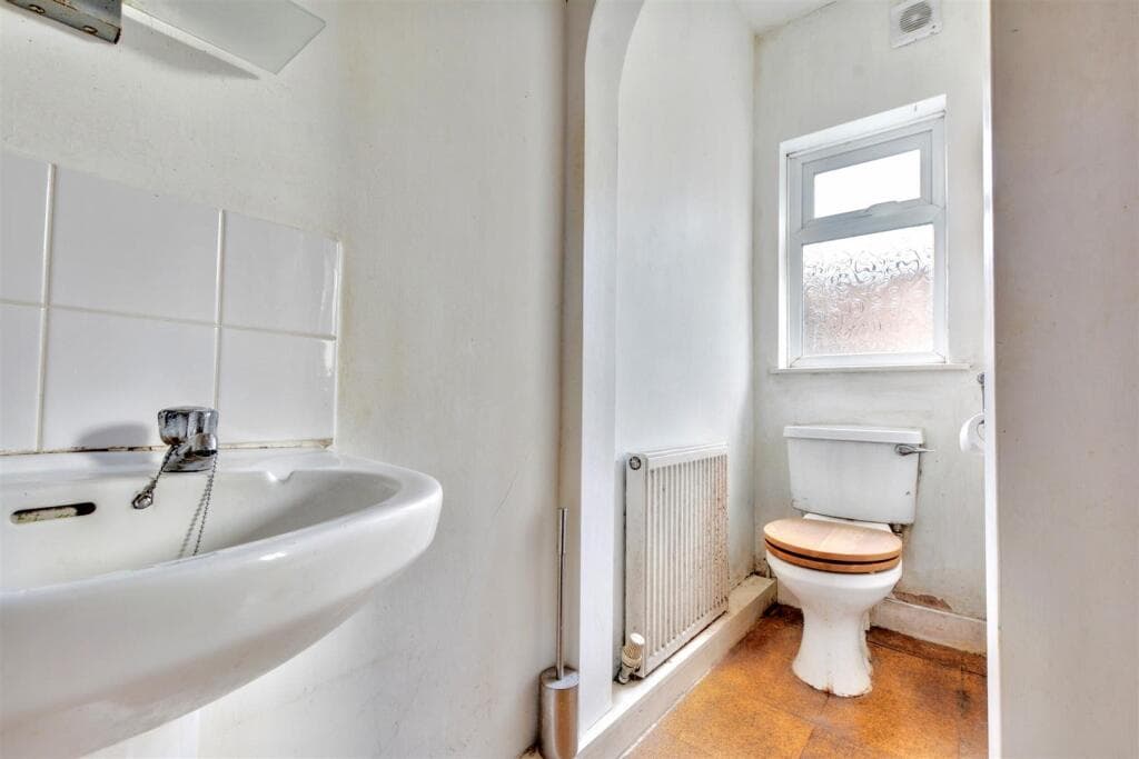 Radford Grove Lane, Nottingham - Image 10