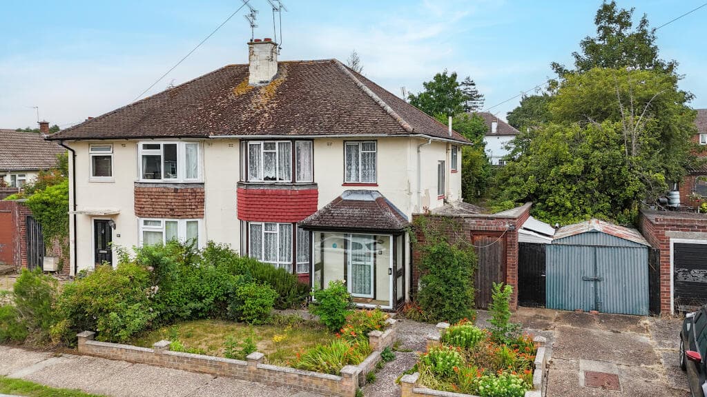 Avon Road, Chelmsford - Image 1