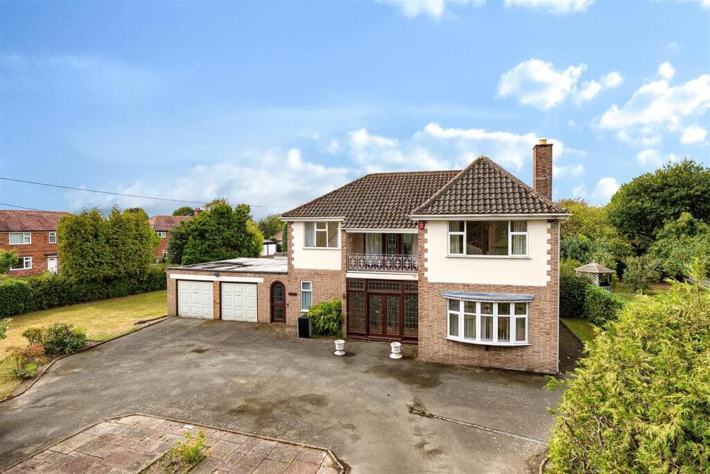 Chatsworth, Rodington, Shrewsbury, SY4 4QX - Image 1