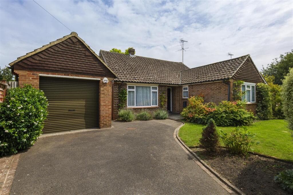 View property at Canterbury Road, Herne Bay
