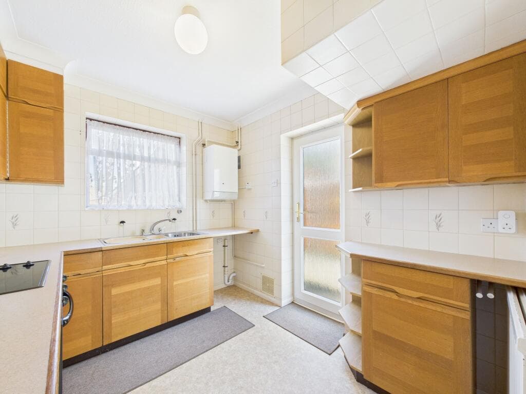 Edinburgh Avenue, Werrington Village, PE4 - Image 10