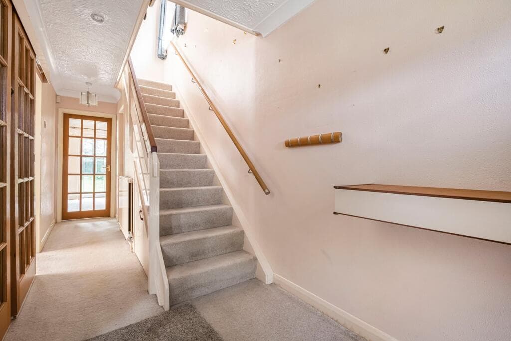 Badgebury Rise, Marlow, SL7 - Image 2