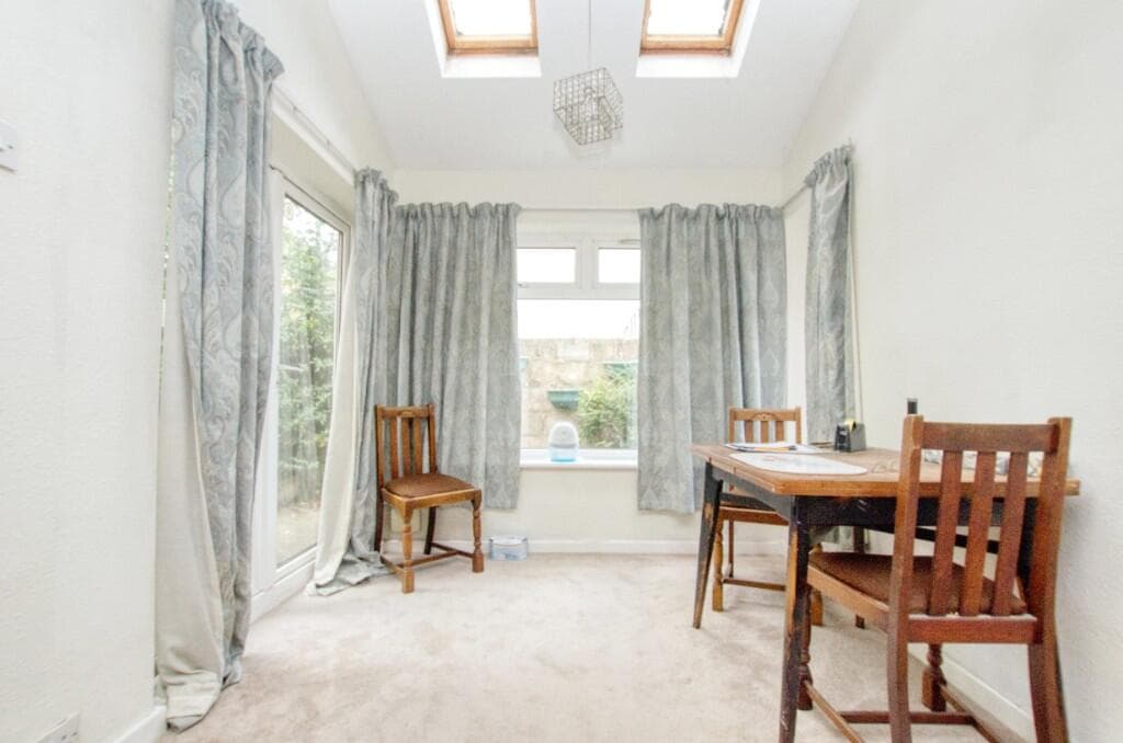 Osborne Road North, Southampton, Hampshire, SO17 - Image 4