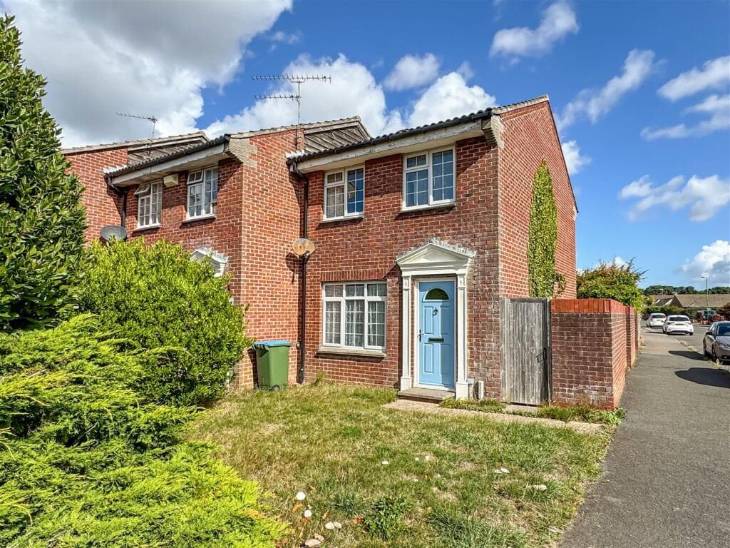 Barque Close, Beaumont Park - Image 1