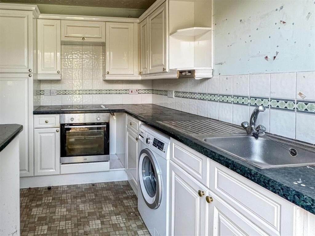 Barque Close, Beaumont Park - Image 4