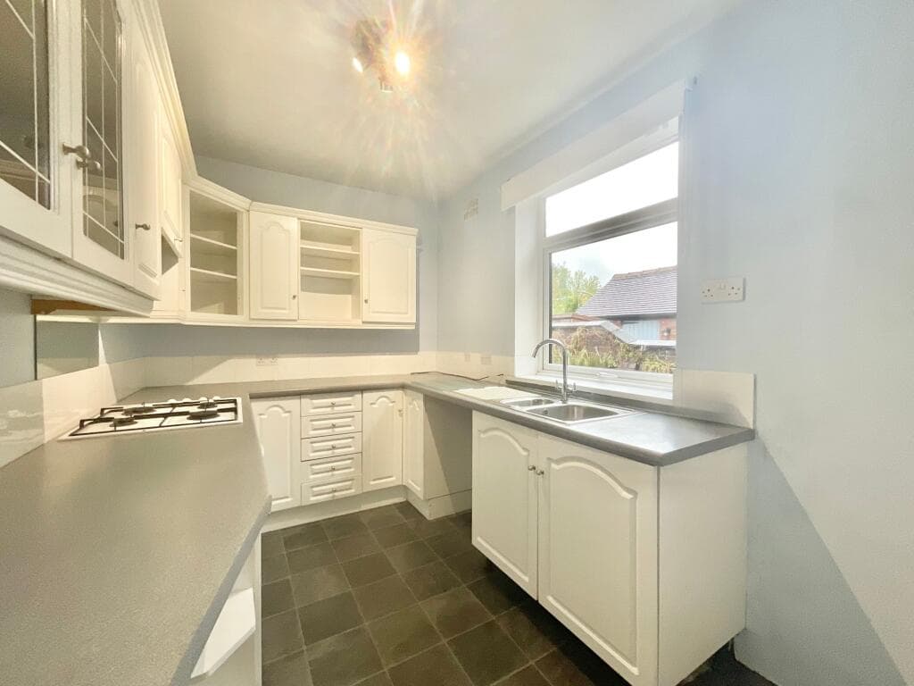 Nantwich Road, Audley, ST7 - Image 2