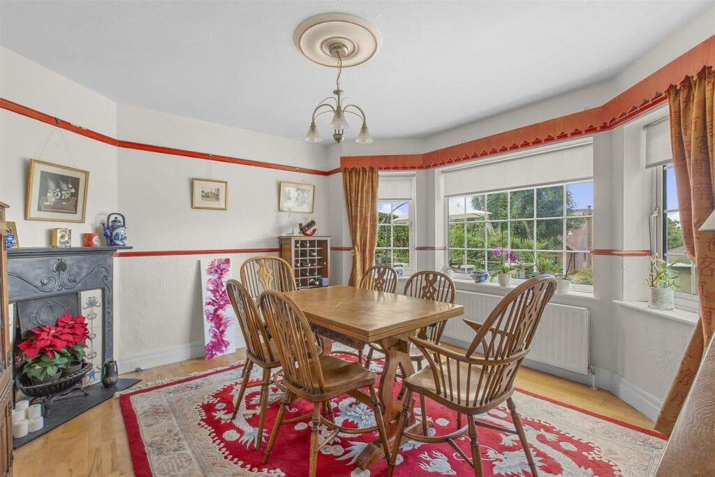 Brands Hill Avenue, High Wycombe - Image 5