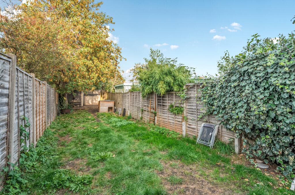 Peterborough Road, Carshalton - Image 3