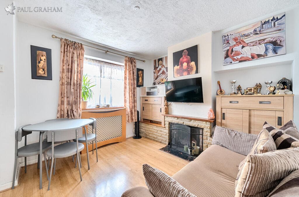 Peterborough Road, Carshalton - Image 4