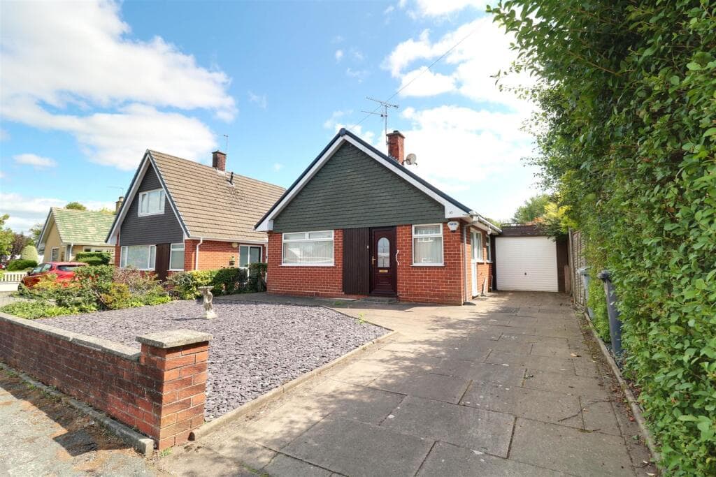 View property at Birch Avenue, Alsager