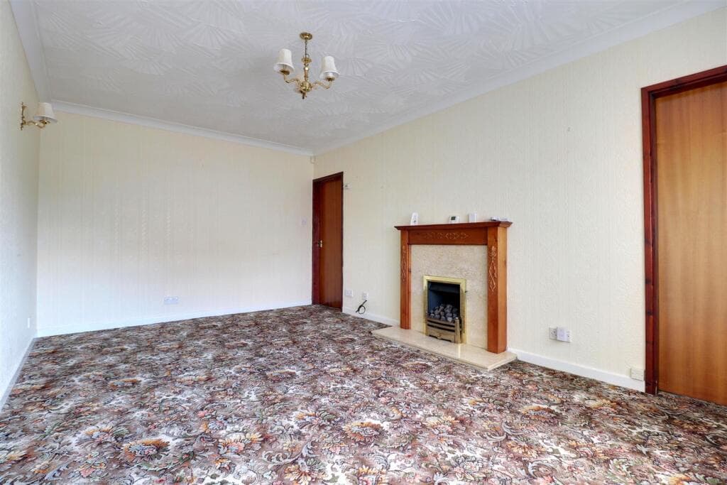 Birch Avenue, Alsager - Image 2