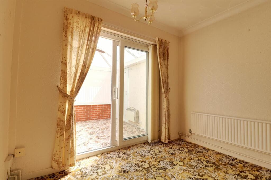 Birch Avenue, Alsager - Image 7