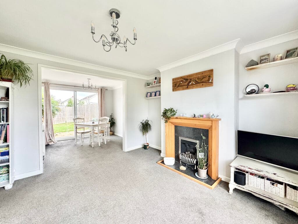 Deane Drive, Taunton, Somerset - Image 5
