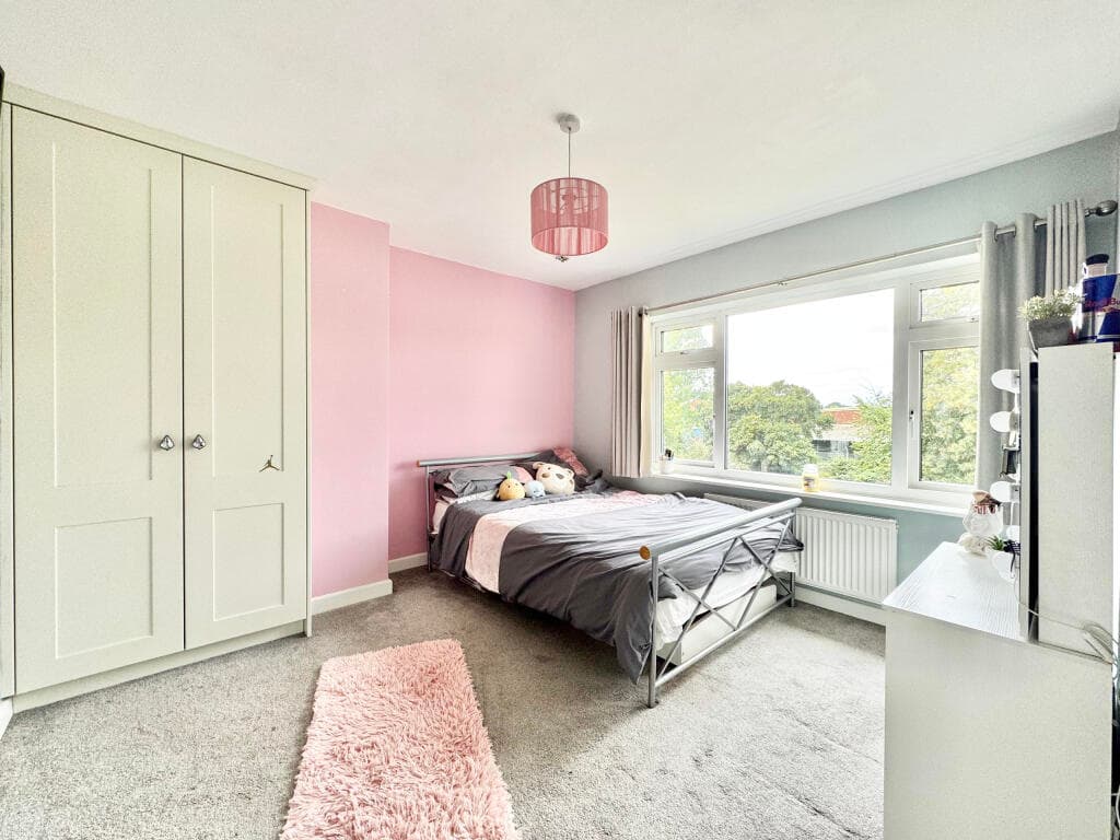 Deane Drive, Taunton, Somerset - Image 9