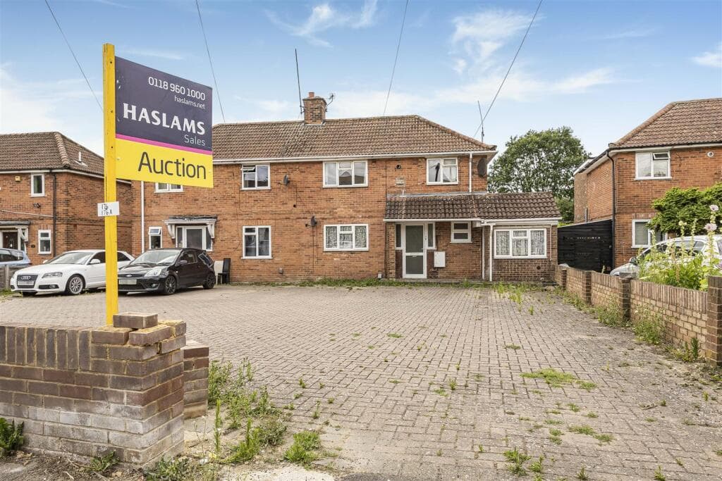 View property at Northumberland Avenue, Reading
