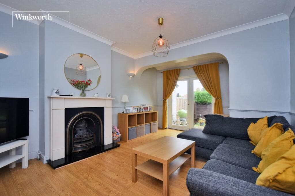 Fromondes Road, Cheam, Sutton, SM3 - Image 2