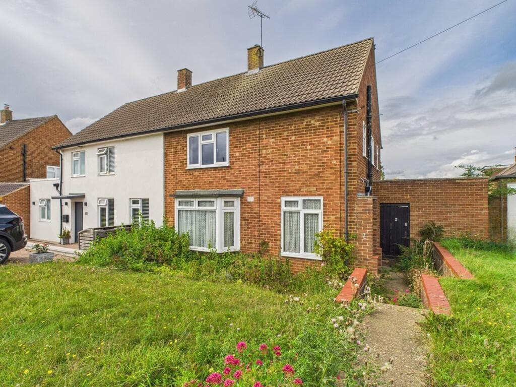 Wilshere Crescent, Hitchin, SG4 - Image 1