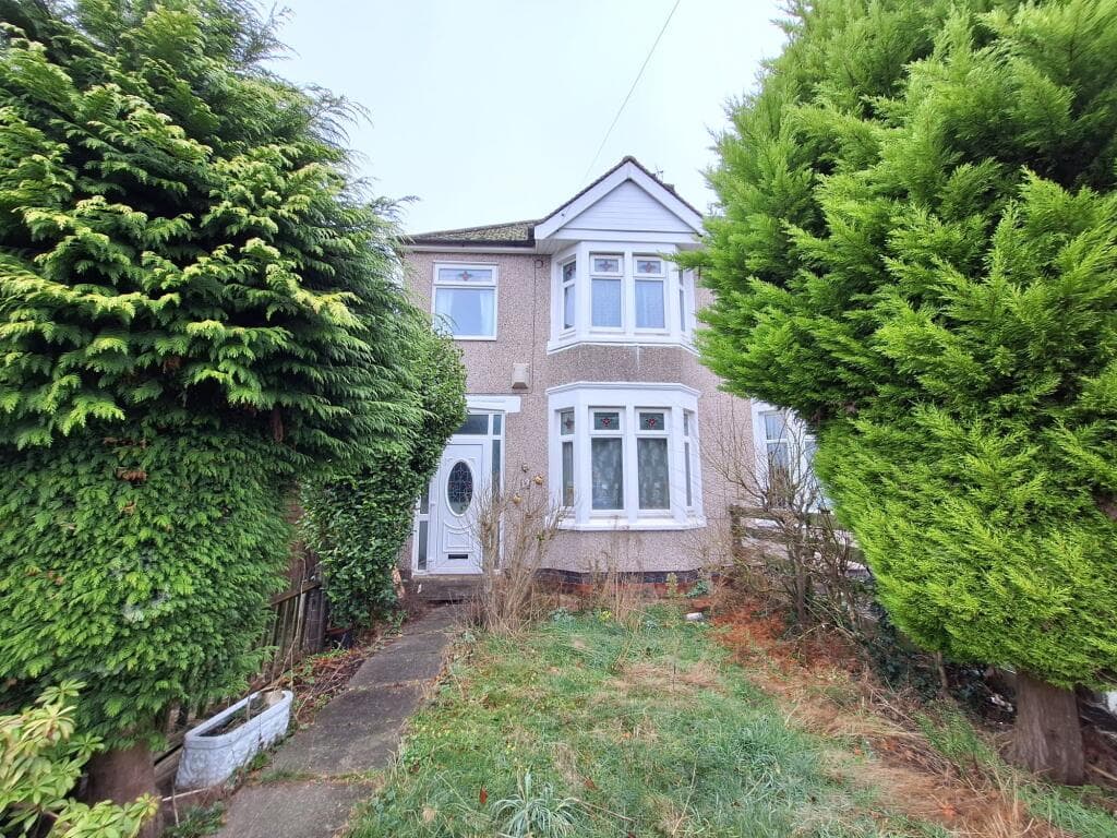View property at Dell Close, Willenhall, Coventry, CV3 3AA