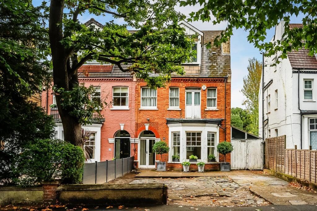 View property at Sherwood Park Road, Sutton