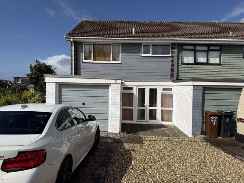 Trent Close, Plymouth End terraced home in Cul - De - sac location  - Image 1