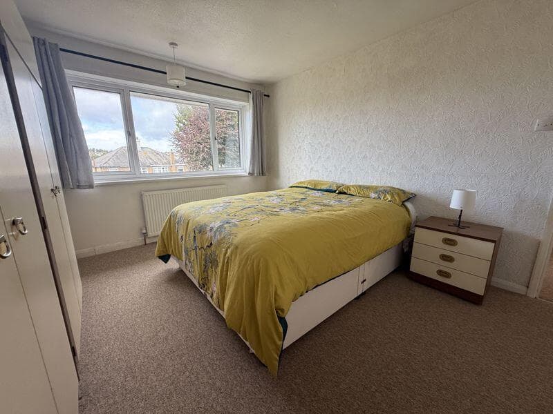 Trent Close, Plymouth End terraced home in Cul - De - sac location  - Image 8