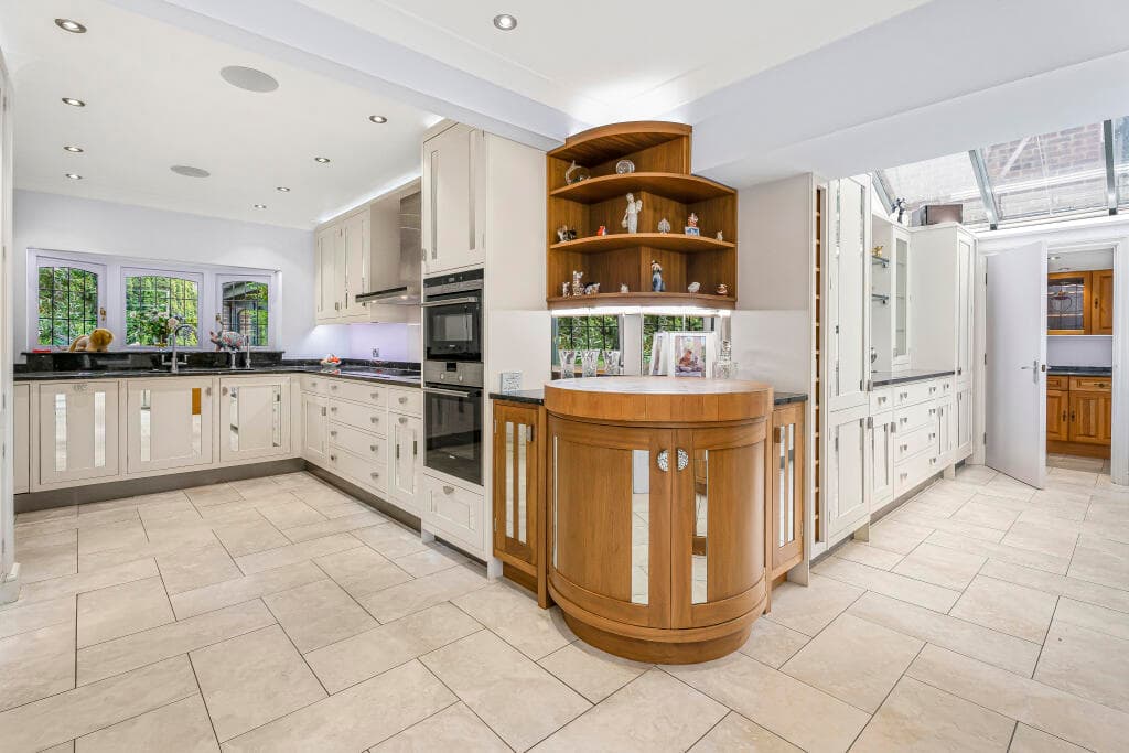 Whitehill Road, Hitchin, SG4 - Image 5