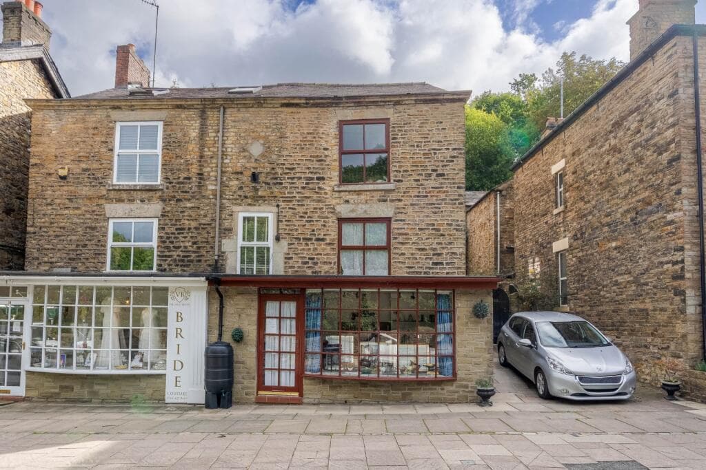 View property at Town Street, Marple Bridge, Stockport, Greater Manchester, SK6