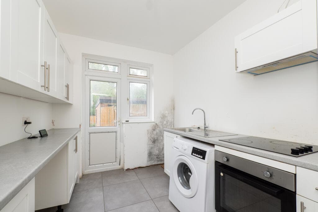 Hamilton Avenue, Cheam, Sutton, SM3 - Image 4