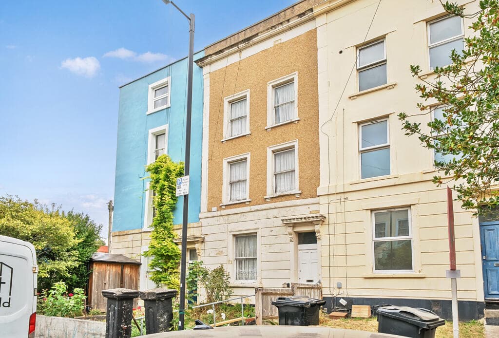 View property at Albert Park, Bristol, BS6