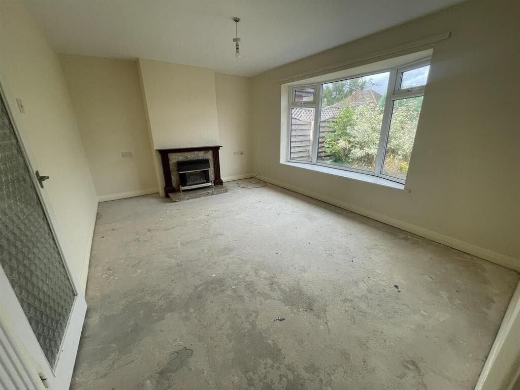 Argyll Close, Blythe Bridge - Image 2