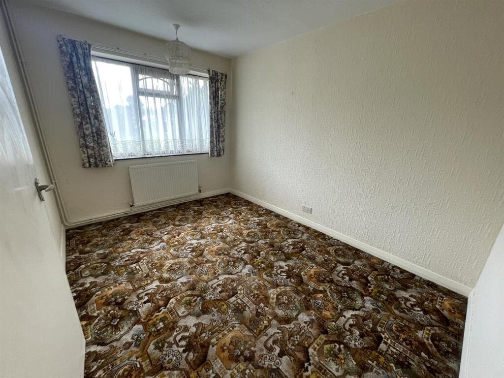 Argyll Close, Blythe Bridge - Image 6