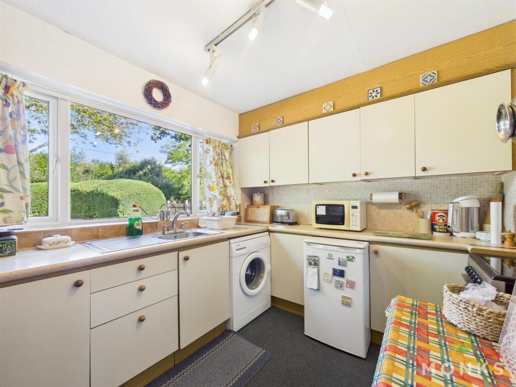 Stapleton, Dorrington, Shrewsbury - Image 6