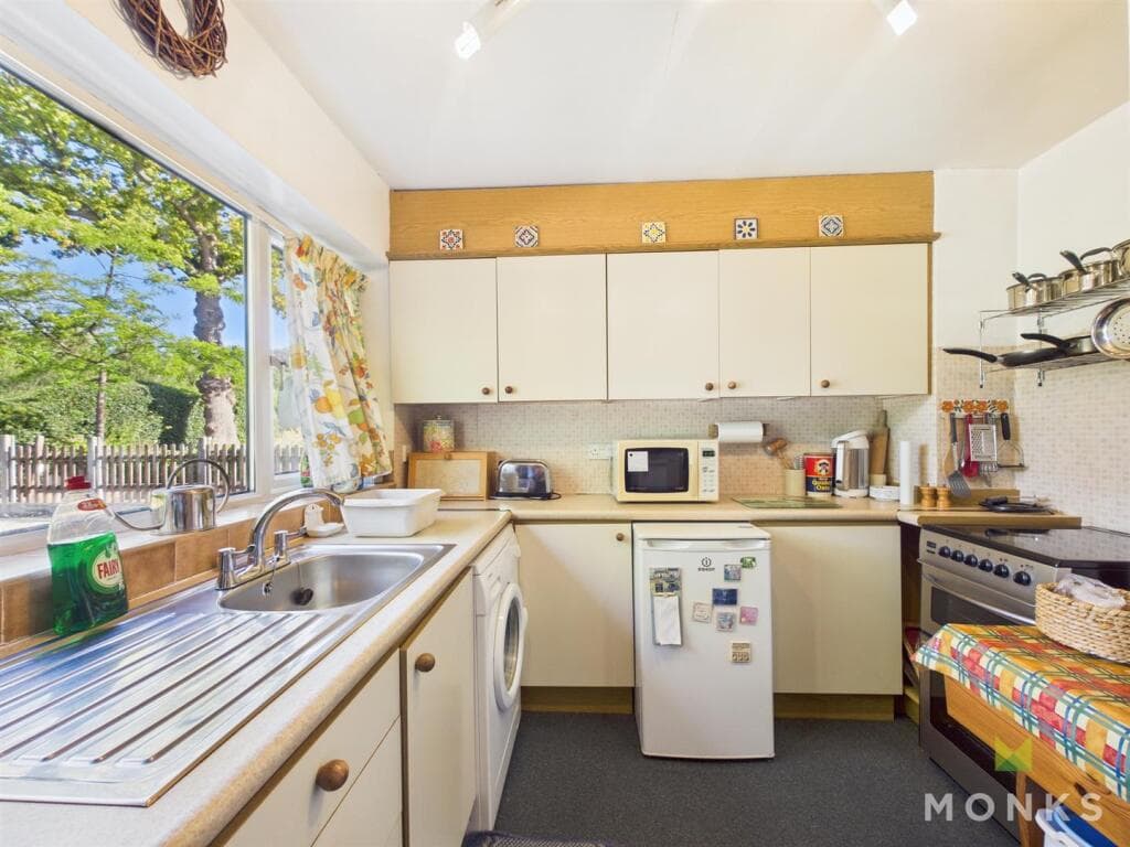 Stapleton, Dorrington, Shrewsbury - Image 7