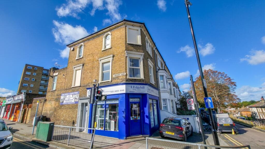 1a, Edge Hill, Plumstead, SE18  - Image 1