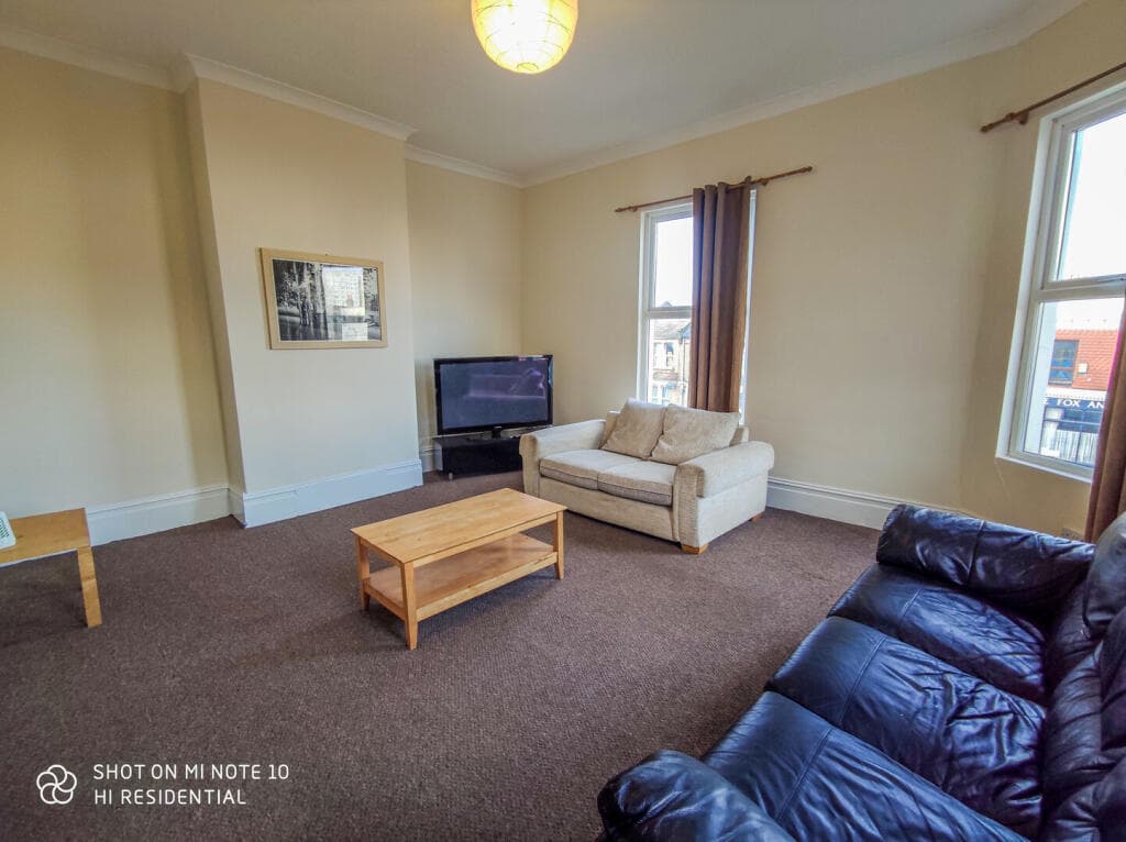 1a, Edge Hill, Plumstead, SE18  - Image 2