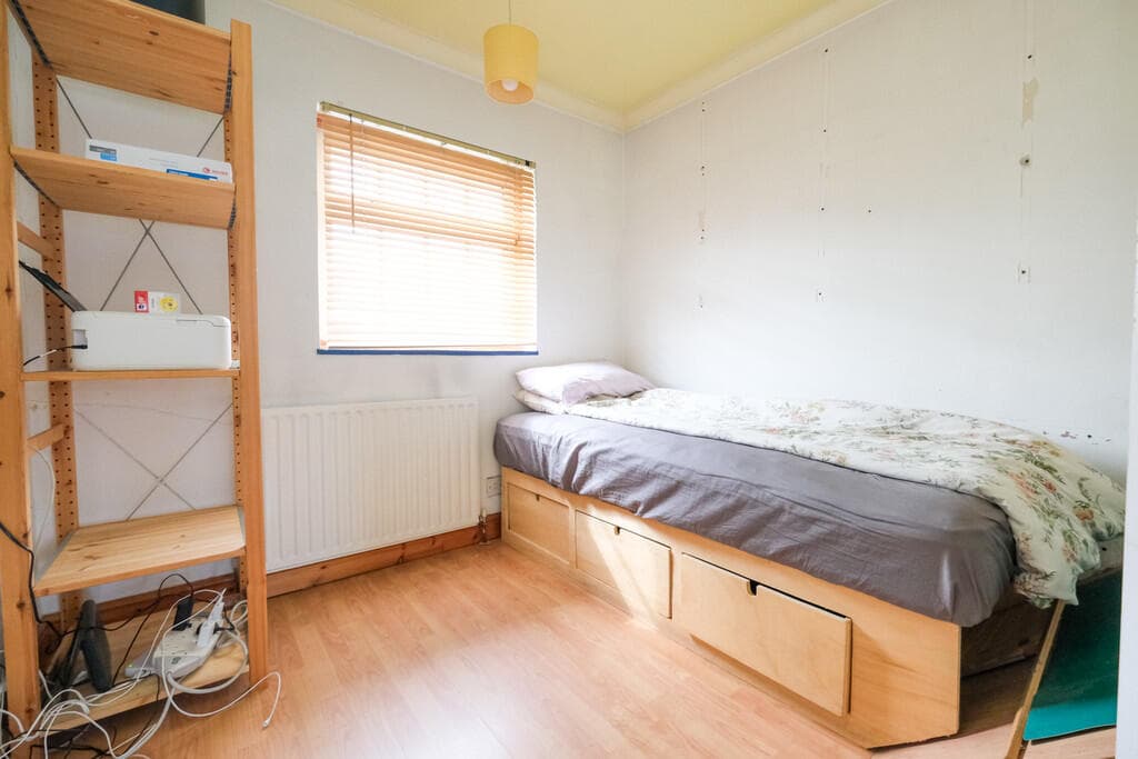 Petten Grove, Orpington - Image 11