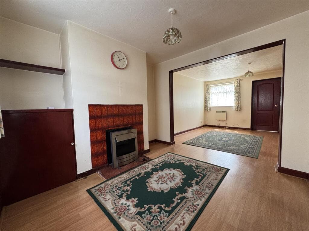 Avening Street, Swindon - Image 2