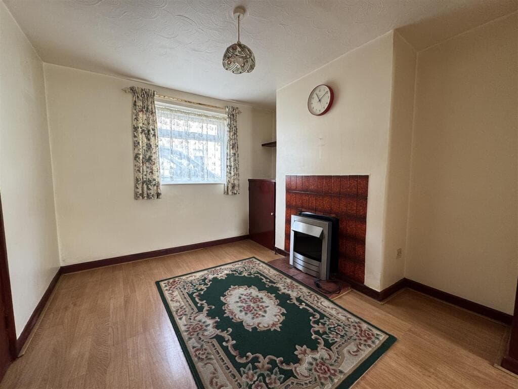 Avening Street, Swindon - Image 3