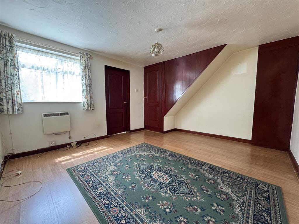 Avening Street, Swindon - Image 4