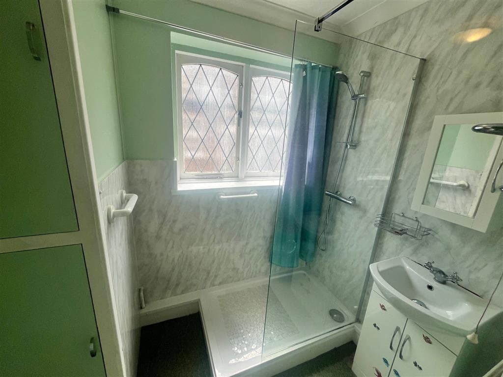 Tann Road, Finedon, WELLINGBOROUGH - Image 11