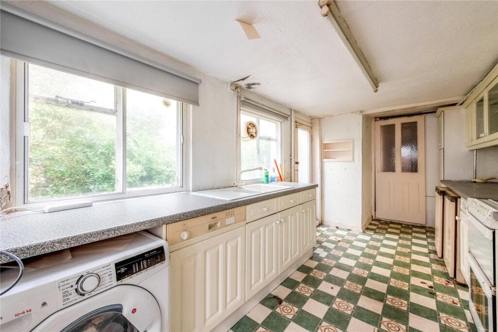 Victoria Street, Brighton, East Sussex, BN1 - Image 7