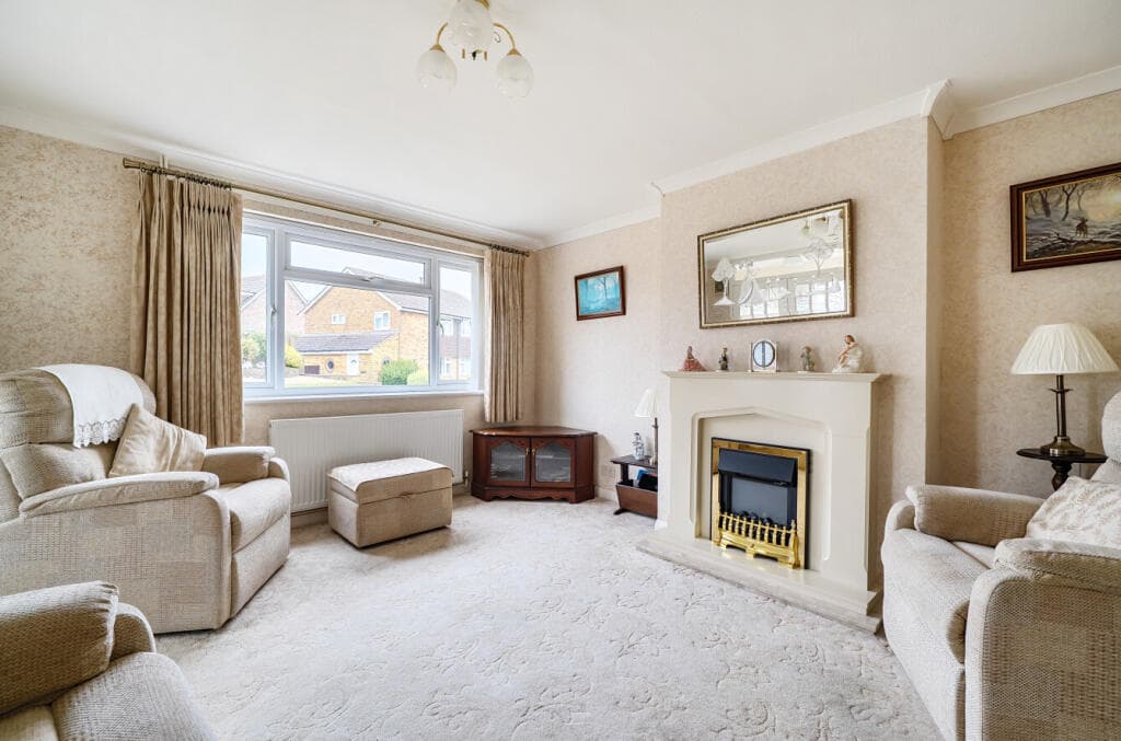Herne Rise, Ilminster, Somerset, TA19 - Image 2