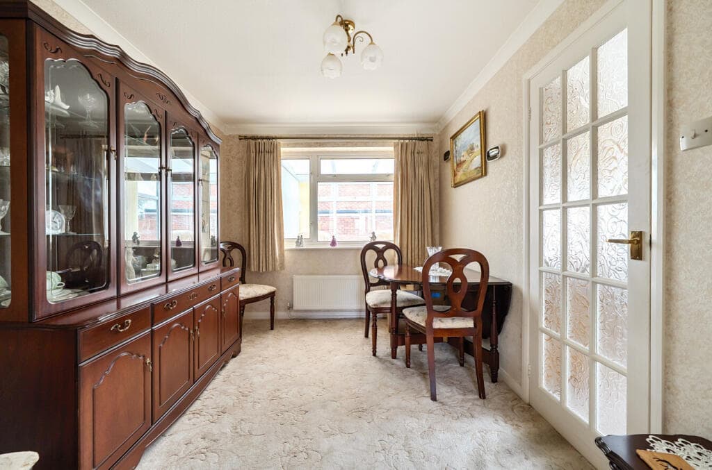 Herne Rise, Ilminster, Somerset, TA19 - Image 4