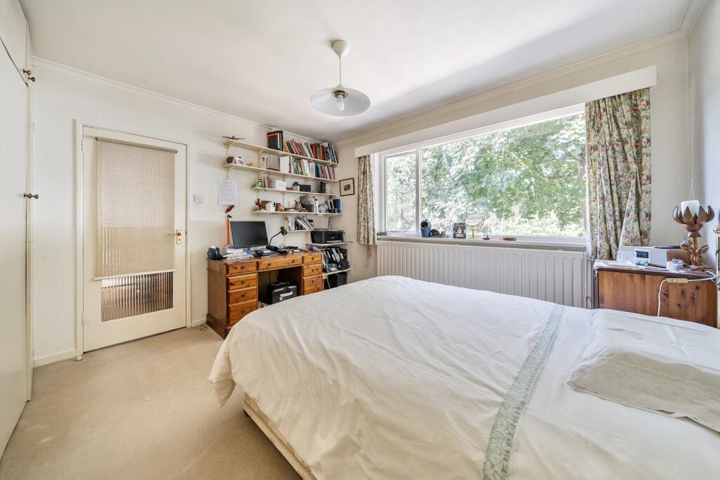 Bulstrode Way, Gerrards Cross, Buckinghamshire - Image 9
