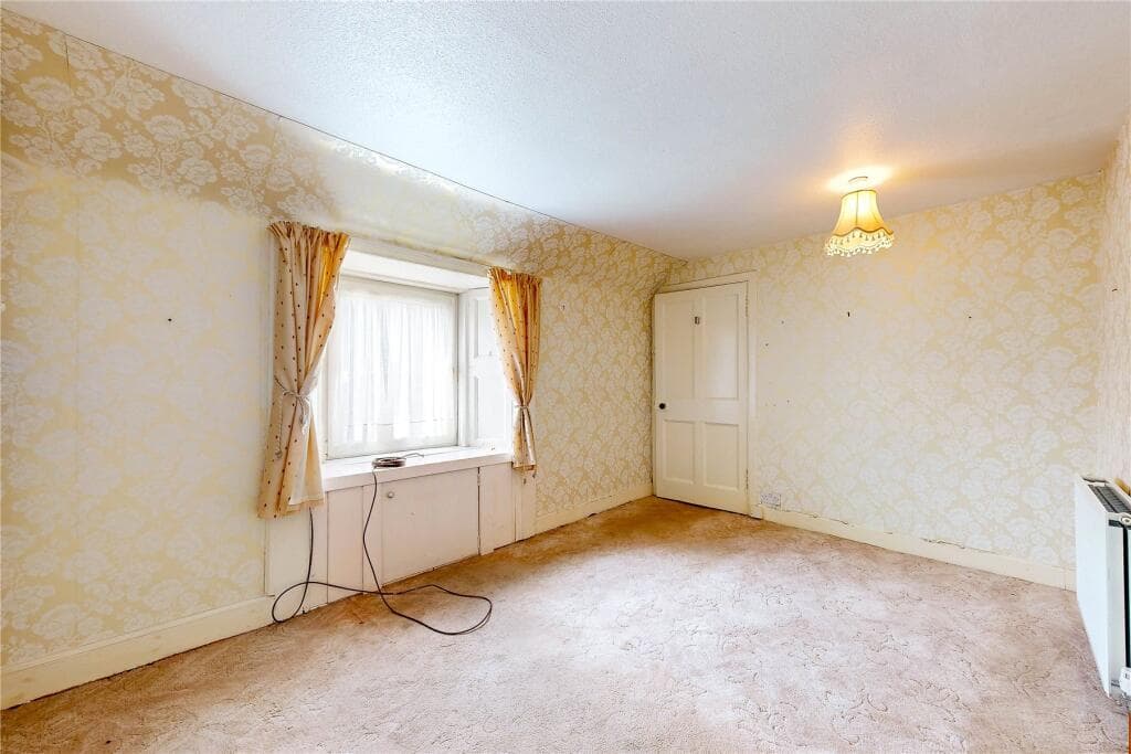 Burrell Street, Crieff, PH7 - Image 11
