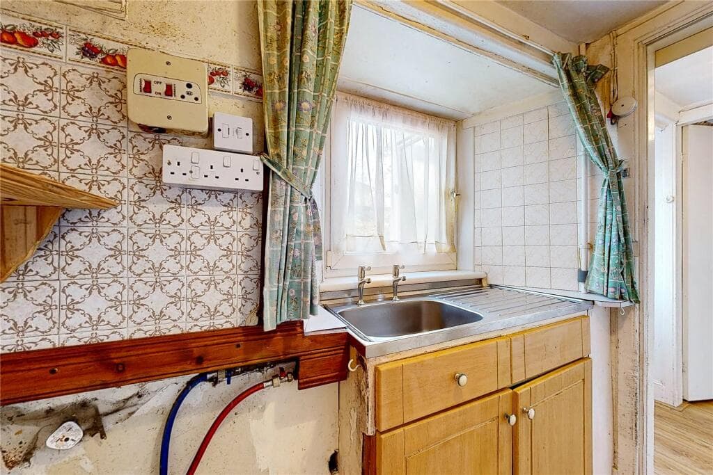 Burrell Street, Crieff, PH7 - Image 7